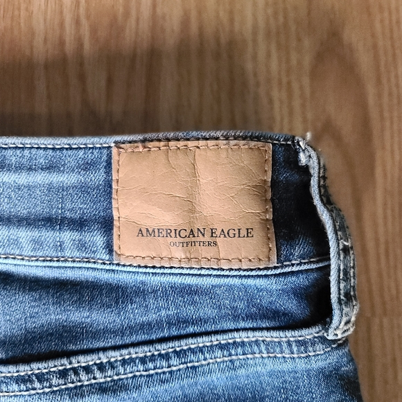 American Eagle Outfitters women's jeans  US size 2 - Picture 3 of 4